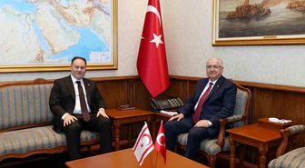 Bakan Güler, KKTC Meclis Başkanı Öztürkler ile görüştü