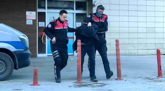 Bursa'da iki ayrı suçtan aranan şüpheli yakalandı