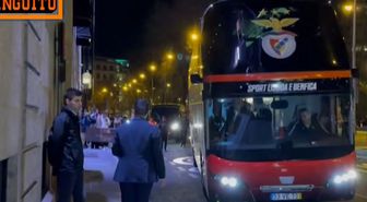 Cezalı Mourinho maçı bakın nereden izledi