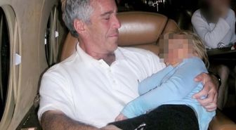 Epstein bağlantılı uçuşların, 2019'a kadar İngiliz havalimanları ve üslerini kullandığı belirlendi