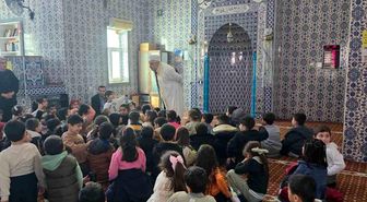 Siirt'te anaokulu öğrencilerine cami tanıtım etkinliği