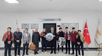 Sünnetci'ye öğrencilerden Ramazan ziyareti