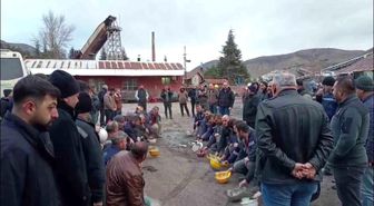 Amasya'da maden işçileri maaşlarını alamadıkları gerekçesiyle iş durdurma kararı aldı