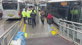 Avcılar'da iki metrobüs çarpıştı: 4 yaralı