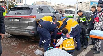 Kayseri'de SUV araç yayaların arasına daldı: 5 yaralı