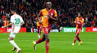Victor Osimhen bu sezonki gol sayısını 17'ye çıkardı