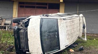 Zonguldak'ta minibüs devrildi, 4 yaralı