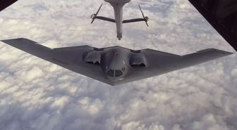 ABD 'görünmez' kozunu sahaya sürdü! B-2 hayalet bombardıman uçakları İran'ın balistik füze stoğunu vurdu