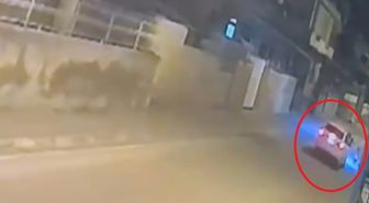 Aniden yola koşan çocuğa otomobilin çarptığı kaza kamerada