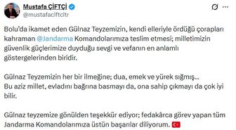Elleriyle ördüğü çorapları 2 yıldır Mehmetçik'e gönderiyor