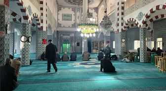 Bir ilimizin camilerinde Hamaney için Kur'an-ı Kerim okundu