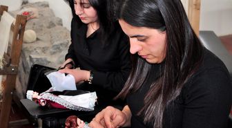 Kars'ta Kafkas kültürü, minyatür bebeklerle geleceğe taşınıyor