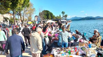 Köyceğiz'de yılın ilk ikinci el pazarı kuruldu