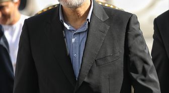 Laricani: ABD ve İsrail'i daha önce hiç karşılaşmadıkları bir güçle vuracağız