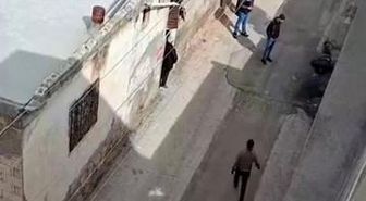 Madde bağımlısı sokak ortasında yığılıp kaldı
