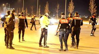 Aksaray'da iftar sonrası asayiş ve trafik denetimleri sürüyor