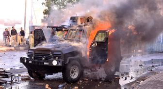 Albüm: Pakistan'da ABD Karşıtı Protestolarda Çatışma Çıktı: 20 Ölü, En Az 100 Yaralı