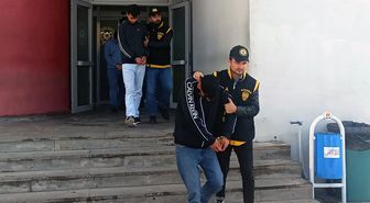 Kendisini 'Komiser Vedat' olarak tanıtıp, emekliyi dolandırdı