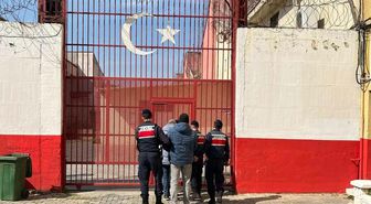 Aydın'da FETÖ/PYD üyesi 2 firari hükümlü yakalandı