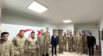 Dicle Kaymakamı Atış, askerle iftarda bir araya geldi