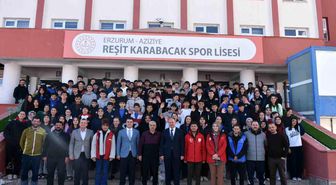 Tecrübelerini liseli gençlerle paylaştılar