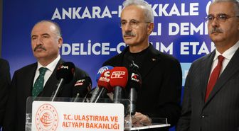 Bakan Uraloğlu'ndan 'Süper Hızlı Tren' müjdesi; Ankara-İstanbul arası 80 dakikaya düşüyor