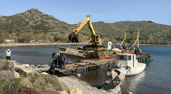 Bodrum'da kaçak iskeleler yıkıldı, karavanlar için tahliye başladı