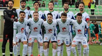 Hakem kararlarına isyan edip apar topar ligden çekildiler