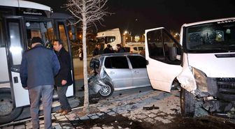 Önce kaza, sonra kavga ettiler: 2 yaralı