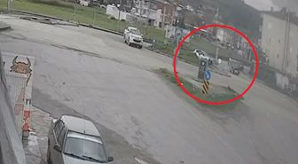 Samsun'da Otomobil ile Hafif Ticari Araç Çarpıştı