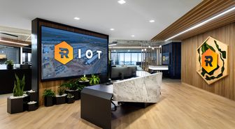 Riot Platforms yapay zeka odaklı stratejisiyle 647,4 milyon dolar yıllık gelir bildirdi