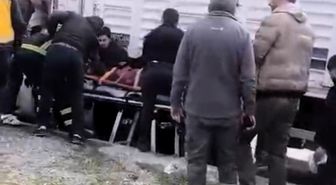 TIR'ın çarptığı kadın ağır yaralandı