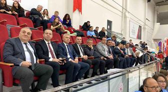 Zonguldak'ta raketler şampiyonluk için parkeye çıktı; 34 ilden 200 sporcu Kozlu'da
