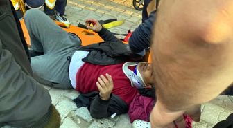 Avcılar'da pazar kavgası: 2 kişi bıçaklandı