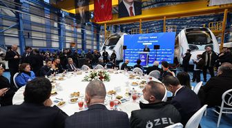 TÜRASAŞ YÖNETİCİLERİ VE İŞÇİLERİYLE İFTARDA BULUŞTU