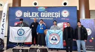 BEUN'lu Dünya Şampiyonu İsmail Hacı Bekar'dan çifte altın madalya