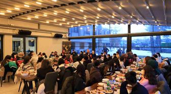 Erzincan'da Dünya Yetimler Günü dolayısıyla iftar programı düzenlendi