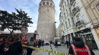 Galata Kulesi'nden atlayan kadın hayatını kaybetti