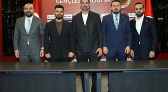 Natura Dünyası Gençlerbirliği, Volkan Demirel ile anlaştığını duyurdu