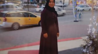 Tartıştığı eşini boğdu