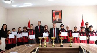 Bilecik'te 'Floor Curling' başarı belgeleri sahiplerini buldu