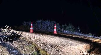 Bilecik'te yağış nedeniyle köy yolu çöktü