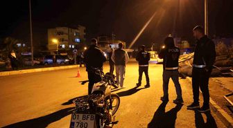 Kasksız sürücüden polise ilginç teklif: 'Cezayı bana değil, plakaya yazın'