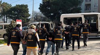 Maske takıp çelik kasaları boşaltan şüpheliler kamerada; 7 tutuklama