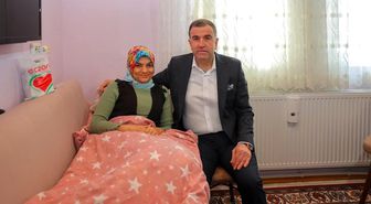 Sosyal medya üzerinden pasta-börek satarak geçimini sağlayan aileye Vali Eldivan'dan moral ziyareti