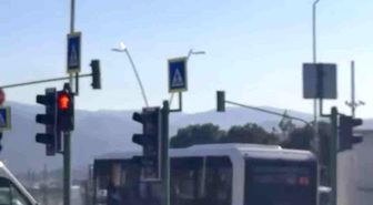Bursa'da özel halk otobüsü ters şeride girdi