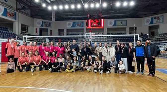Manisa'da 'Evinin Sultanları' 8 Mart'ta parkeye indi