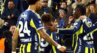 Oosterwolde, Fenerbahçe'de 100. maçına çıktı