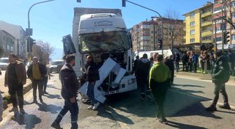 Bursa'da zincirleme kaza: 5 yaralı