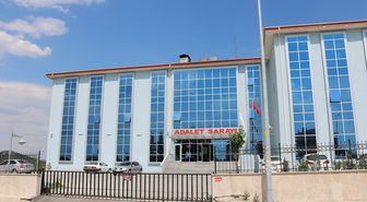 Firari FETÖ hükümlüsü, kaçak göçmenlerle yakalandı